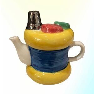 Vintage England collectible teapot  sewing kit